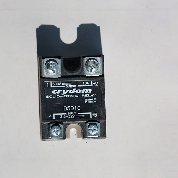 SSR (Solid State Relay)